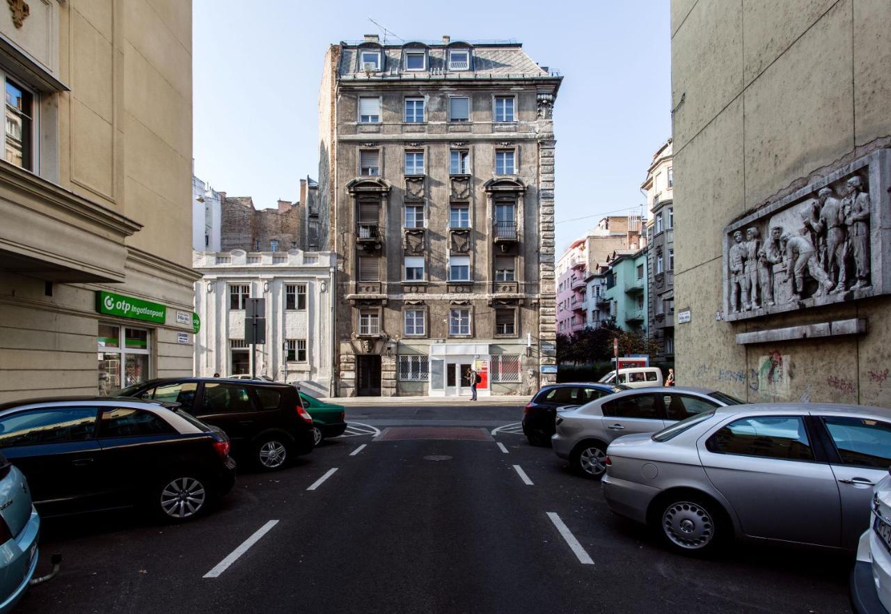 The Little Pearl Close To Westend 布达佩斯 外观 照片
